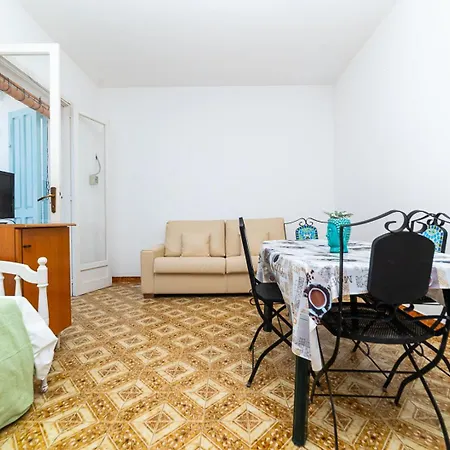 Degli Oleandri Apartment