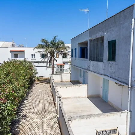 Degli Oleandri Apartment *