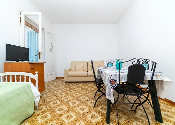 Degli Oleandri Apartment